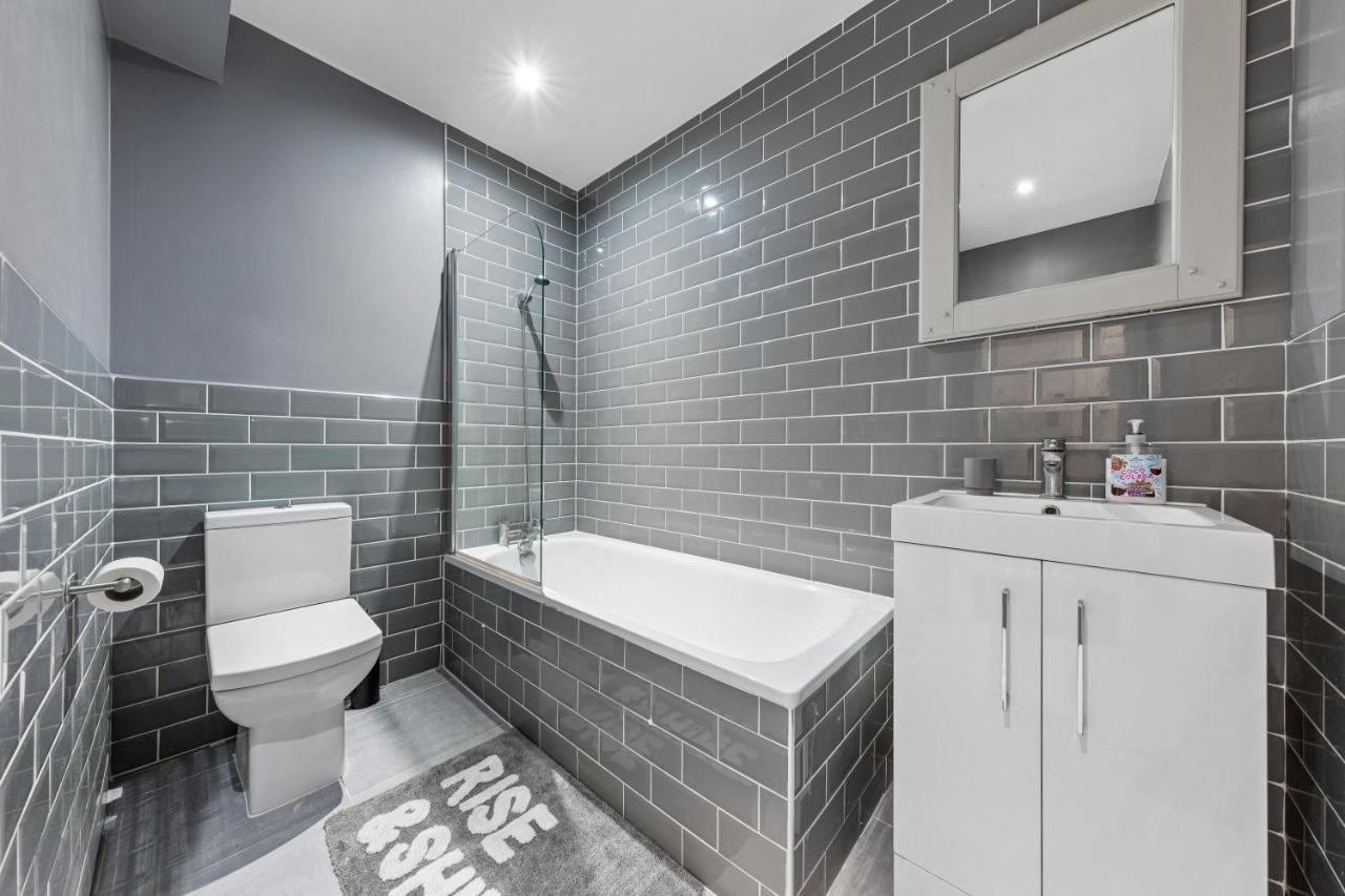 Majestic 4 At Reganway Rw4 Appartement Londen Buitenkant foto
